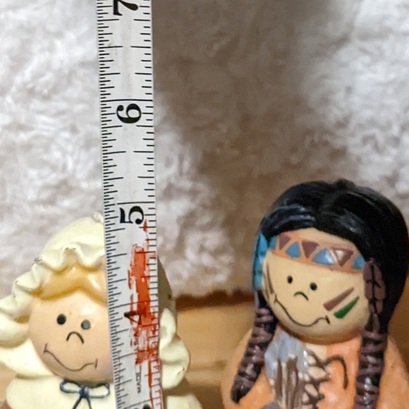 Vintage Thanksgiving candle set Native people and PILLgrams. - Picture 5 of 8